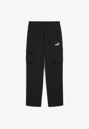 Μαύρο παντελόνι cargo με ελαστική μέση, δύο πλάγιες τσέπες και λευκό λογότυπο Puma στο πάνω δεξί πόδι. Κατασκευασμένο από ελαφρύ υλικό.