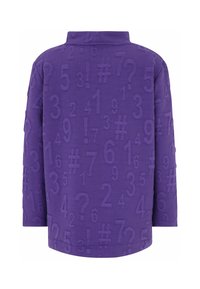 Lila langärmliges Oberteil mit einem strukturierten Muster aus Zahlen und Symbolen. Verfügt über einen hohen Kragen und einen lockeren Schnitt.
