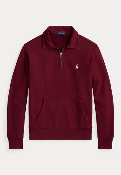 Vinröd sweatshirt med kvartszip, krage, framficka och liten vit broderad Polo Ralph Lauren-logotyp på vänster bröst.