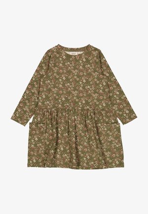 Robe florale verte à manches longues, avec une jupe froncée et deux poches latérales. Le tissu présente une finition douce et texturée.