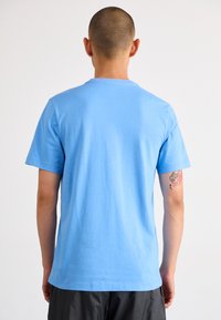 Jordan JUMPMAN CREW - Basic póló - legend blue/white