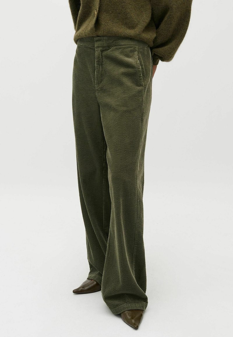 mbyM PICANA - Broek - green leaf