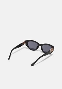 Guess Sunčane naočale - shiny black