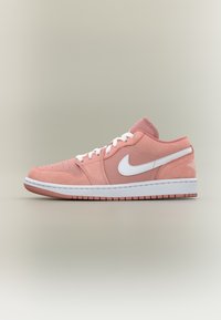 Неизбран, rust pink/white