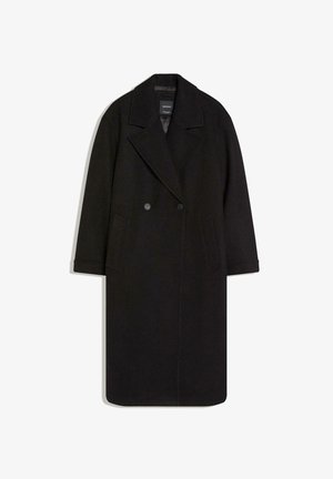 Svart kappa i ullblandning med dubbelknäppt fram, stor kavajkrage, sidofickor, långa ärmar och rakt snitt.