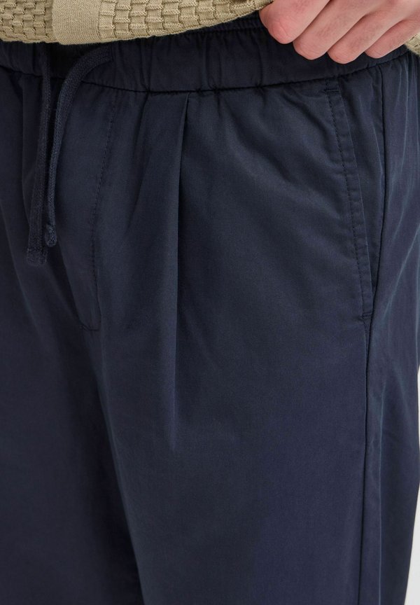 CFHAAKAN COTTON RELAXED FIT - Trousers3