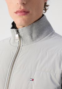 Tommy Hilfiger MIX MEDIA ZIP THRU - Light jacket - light grey heather