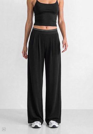 Stradivarius, PALAZZO JOGGER TROUSERS WITH ELASTIC WAISTBAND 07702147 - Pantalon de survêtement - black