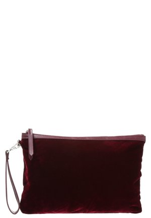 Clutches - dark red