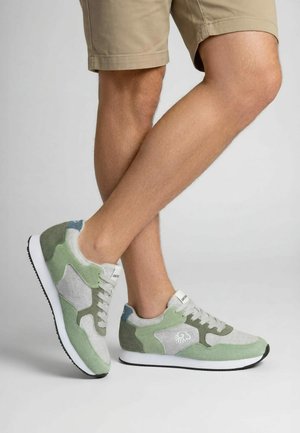 Giesswein, RETRO RUNNER MEN - Chaussures de course - pistazie