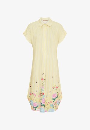 Gul skjorte-kjole med lodrette striber, korte ærmer og blomsterbroderi ved kanten med pink og blå blomster.