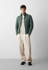 Colmar Originals AUTUMN-WEIGHT WITH PADDED COLLAR - Piumino - green
