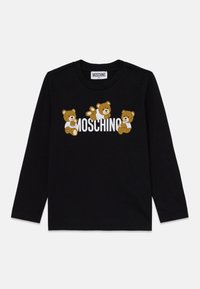 Seleccionado, black