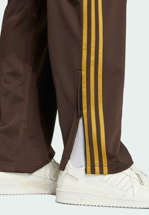 adidas Originals FIREBIRD  - Tracksuit bottoms - dark brown   preloved bronze