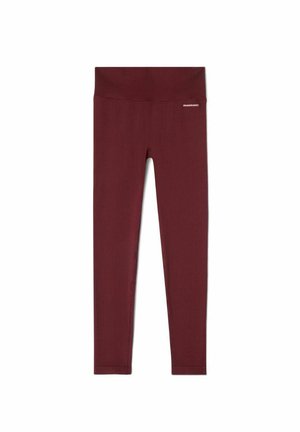 Bordeaux rib leggings met een brede tailleband, voorzien van een gestructureerde stof en een klein merkje op de heup voor extra detail.