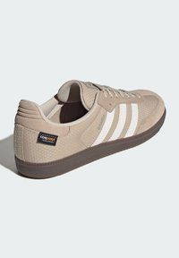 adidas Originals SAMBA OG - Tenisky - stone khakichalk whitetrace khaki