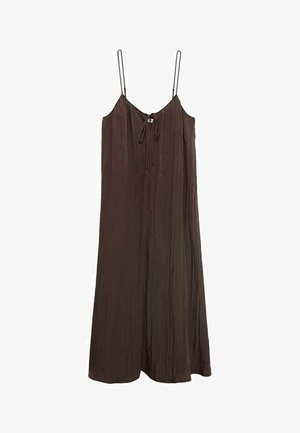 Bruine mouwloze jurk met dunne bandjes, voorzien van een trekkoorddetail bij de halslijn, gemaakt van lichte, gestructureerde stof.