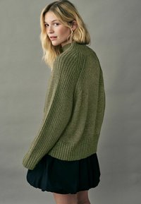 Next SPARKLE NECK  - Vesta - green khaki
