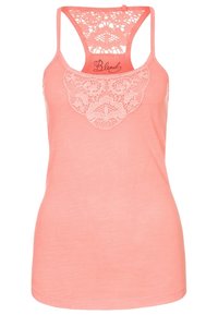 Perzik kleurige tanktop met een kanten detail in een cirkelpatroon aan de voorkant en een uitsnijd ontwerp op de achterkant. Zachte stof met een ontspannen pasvorm.