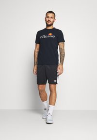 Ellesse CELLA  - T-shirt estampada - navy