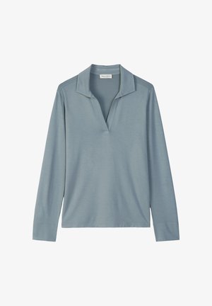 Langarm geknoopte top in zacht, gedempt blauw stof. Beschikt over een notch kraag en een ontspannen pasvorm met minimale stikdetails.