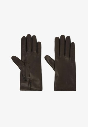 Een paar donkerbruine leren handschoenen, de linkerhandschoen toont de binnenkant van de hand en de rechterhandschoen toont de achterkant, plat neergelegd op een witte achtergrond.