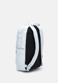 Nike Sportswear UNISEX - Mochila - aura/black/amethyst