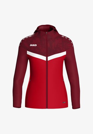 Rode sportjacket met een hoge kraag, ritssluiting aan de voorkant en contrasterende witte strepen. Heeft een gestructureerd stofpatroon en drukknoopjes op de schouders.