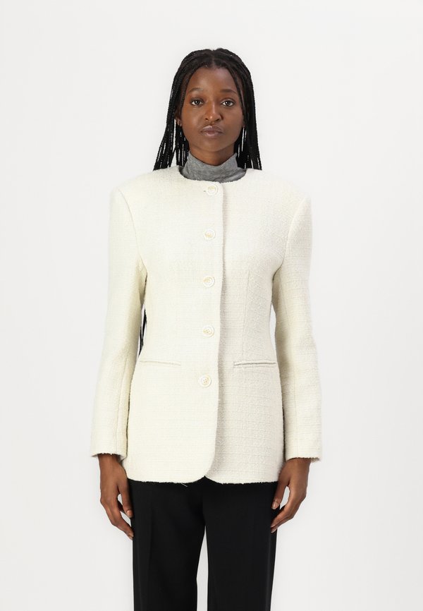 CAROL FITTED ROUND NECK  - Blazer - vanilla