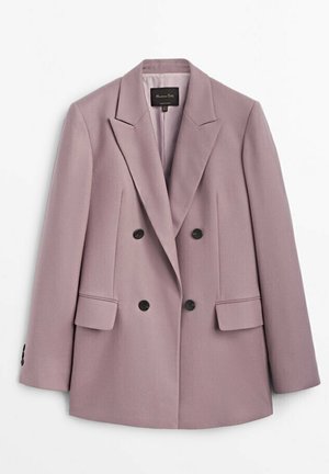 Vaaleanvioletti kaksirivinen bleiseri, valmistettu sileästä kankaasta. Siinä on terävät lovettuvat kaulukset, kaksi etutaskua ja mustat napit.