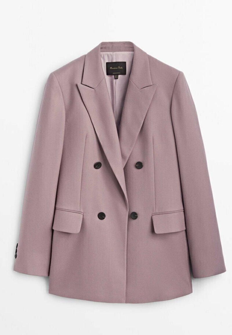 Blazer croisé violet clair, en tissu lisse. Doté de revers crantés nets, deux poches avant et des boutons noirs.