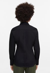 Eterna SIGNATURE SHIRT - FITTED - Button-down blouse - schwarz