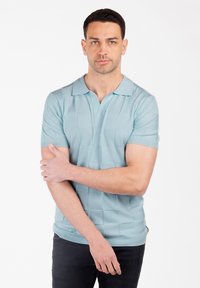 Key Largo HARBOR jasnoniebieski