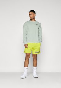 Nike Performance DRI-FIT UV HYVERSE - Topper langermet - jade horizon/black