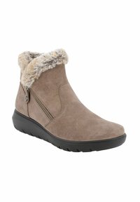 Stivaletto in suede marrone con bordino in pelliccia sintetica, zip laterale e suola in gomma. Presenta una punta arrotondata e una superficie testurizzata per una migliore aderenza.