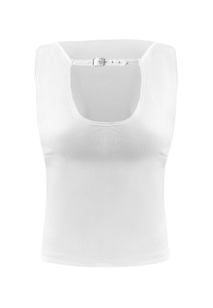 Top sans manches blanc avec un décolleté carré, fabriqué dans un tissu lisse. Présente une petite boucle ajustable à l'épaule pour un ajustement parfait.
