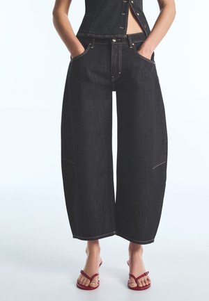 Bershka, - Jeansy baggy