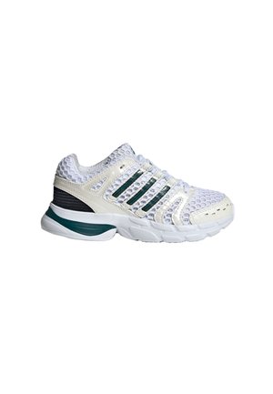Weißer Sportschuh mit Mesh-Obermaterial, grünen und schwarzen Akzenten, dicker Sohle und Schnürdesign, seitlich dargestellt.