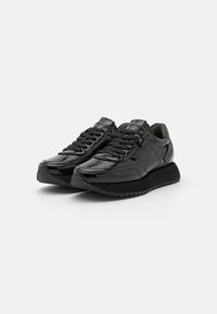 Kennel + Schmenger Baskets basses - black