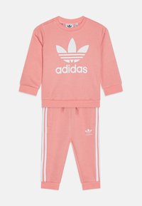 Ausgewählt, semi pink spark