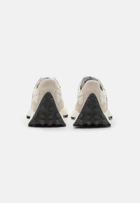 New Balance WS327 - Tenisice - timberwolf