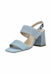 Sandalias de tacón de ante azul claro con punta cuadrada, dos correas anchas en la parte superior y un tacón cuadrado. Hebilla ajustable para un ajuste seguro.