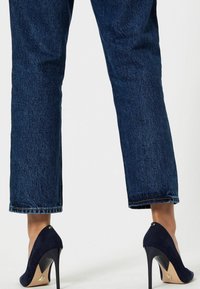Lipsy COMFORT - Magas sarkú cipők - navy blue