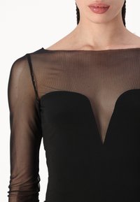 Gina Tricot Marškinėliai su spaudiniu - black