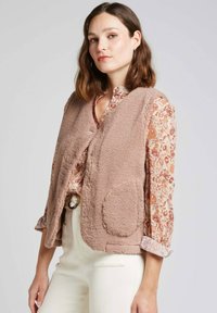 Non sélectionné, taupe