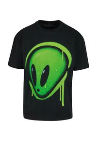 Sort bomulds T-shirt med et stort grønt rumvæsen hovedgrafik med dryppende detaljer og sorte accenter ved øjnene. Korte ærmer og rund hals.