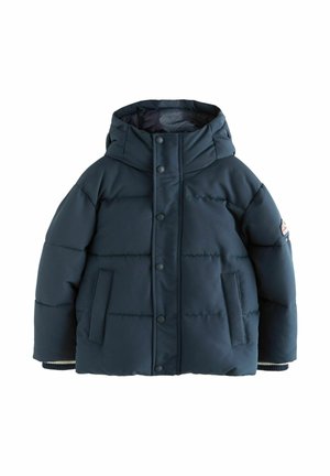 Chaqueta acolchada azul marino con capucha, botones a presión, dos bolsillos frontales y puños elásticos. Presenta un diseño acolchado y tejido duradero.