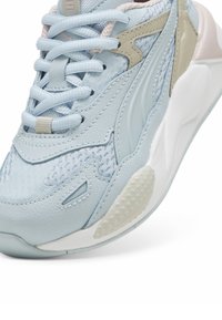 Puma UNISEX niebieski