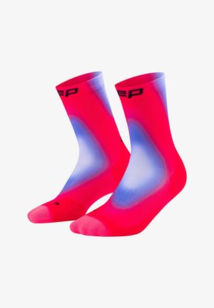 CEP, CORE RUN EDT. GRADIENT MID CUT - Sports socks - pink blue