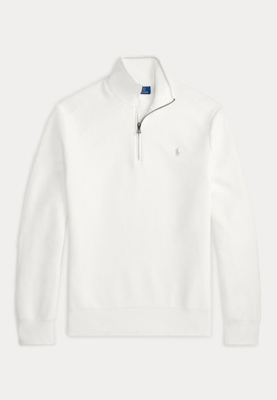 Pull en maille blanc à manches longues avec fermeture éclair partielle et petit logo brodé sur la poitrine gauche, poignets et ourlet côtelés.